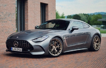 奔驰史上最快量产车!全新梅AMG GT 63 SEP上市:售228.55万元