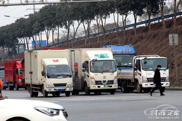 货车司机注意 北京7区全面限行蓝牌轻卡