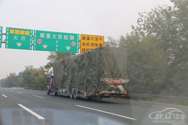 交通部强调超载治理与桥域环境保护执法