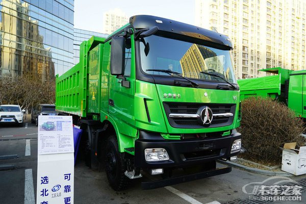 销量“腰斩”前11月新能源重卡市场解析