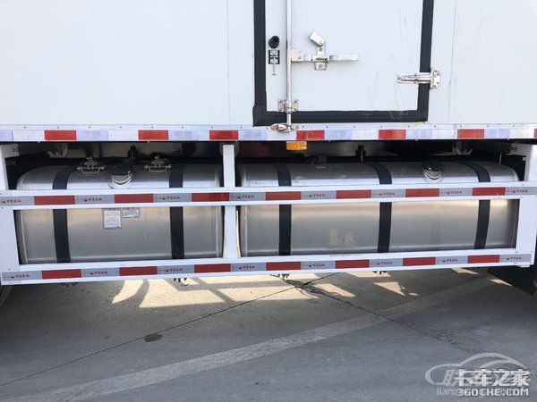 实拍解放J6P冷藏车 为啥不是气囊悬挂？
