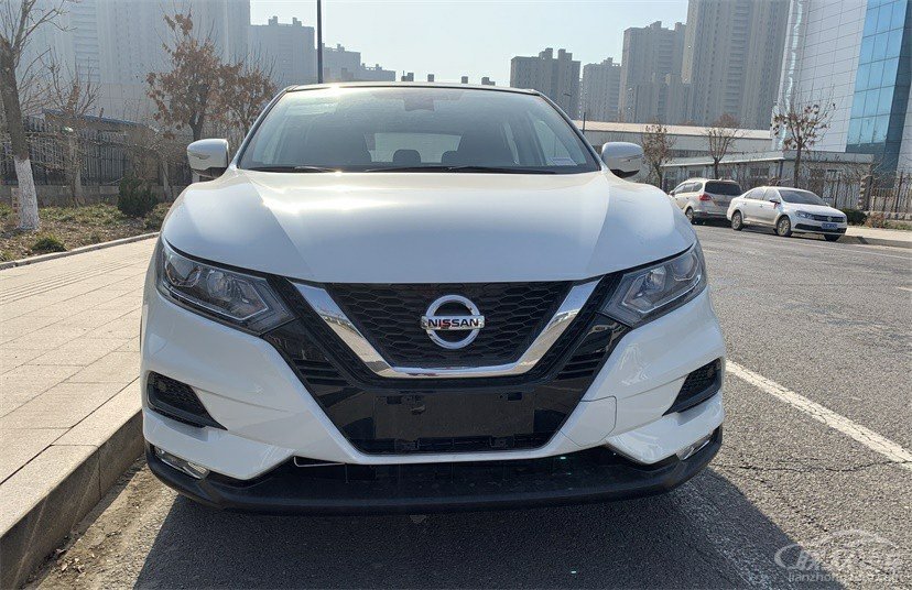 15万元预算想买城市SUV 逍客和领界怎么选？