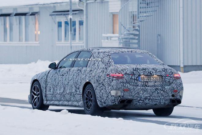 ȫ÷˹-AMG S63eع ܳ