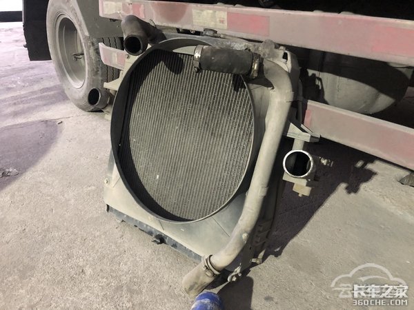 卡车上的四油、两液 卡友知道是哪些吗