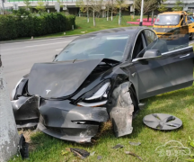 ˹Model 3ײͷδ