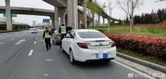 市民出行游玩，郑州交警六大队全力护航道路安全