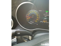 <b>奔驰C级提车第一天发动机故障灯亮且严重抖动 车主将如何处理？</b>