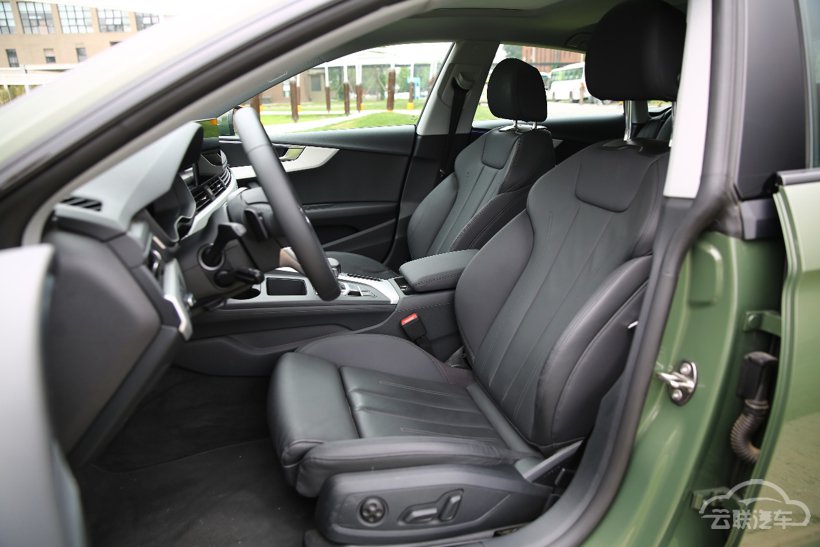 µA5 Sportback