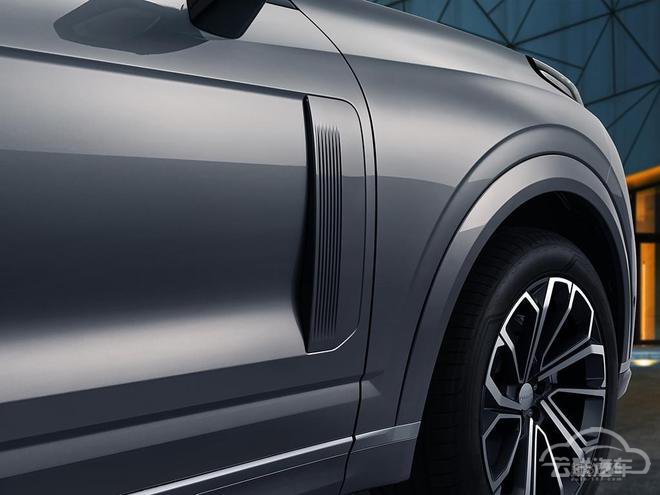 ³SUV09