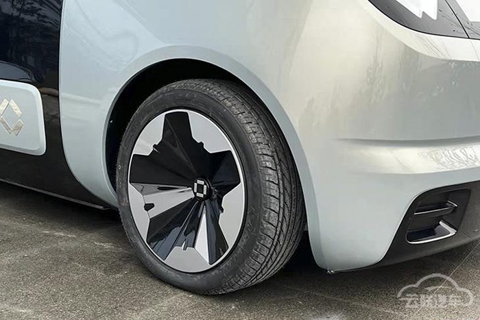 ³