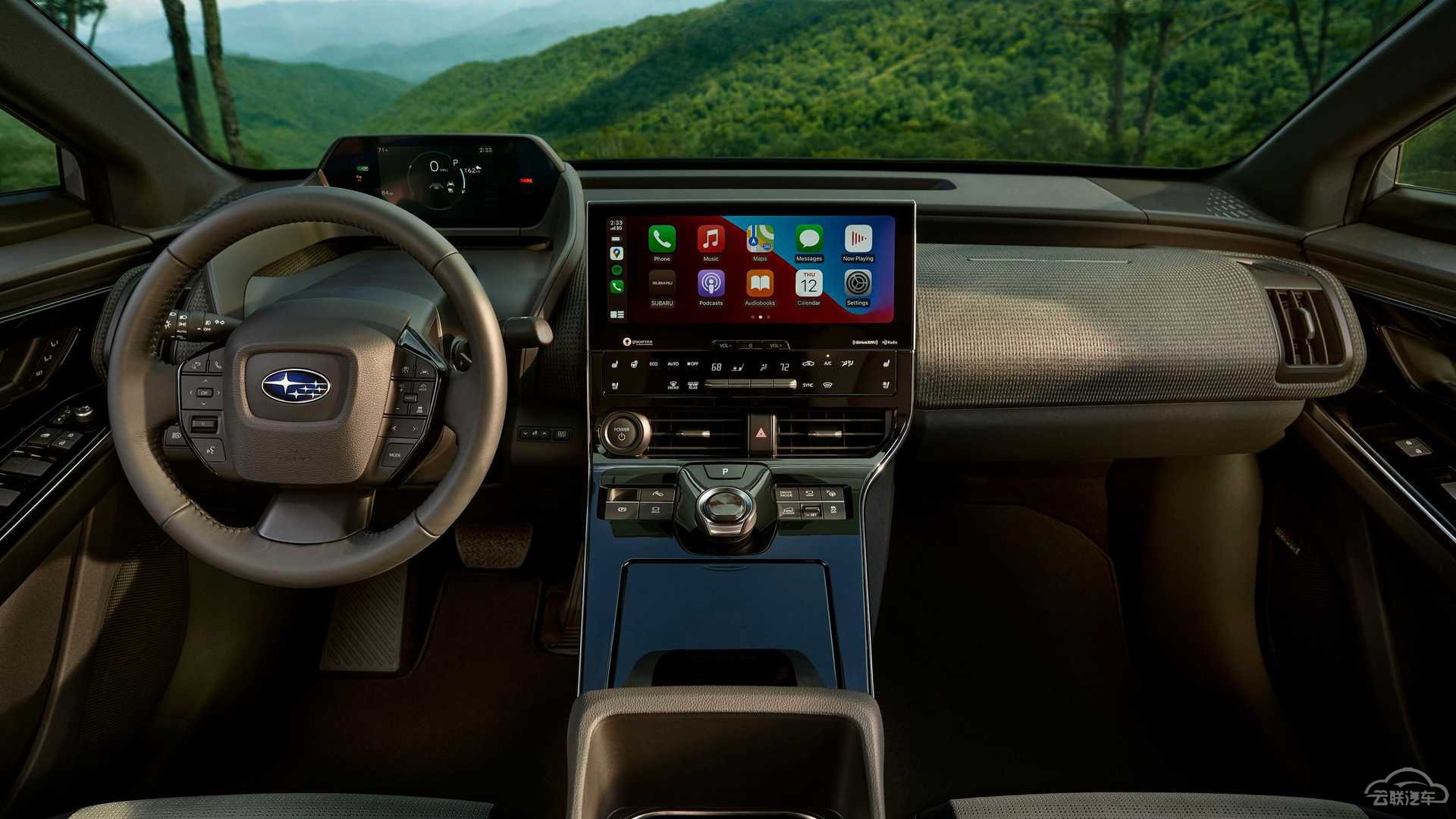 2023-subaru-solterra-interior.jpg