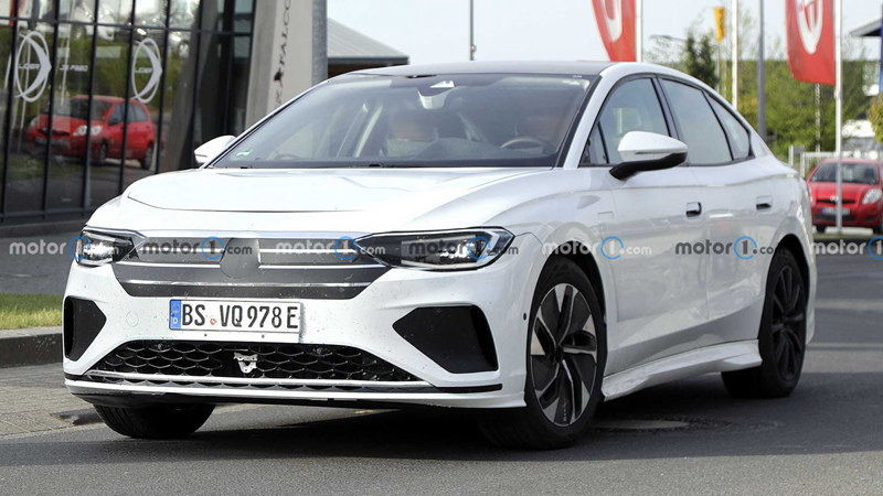 new-volkswagen-aero-b-spy-shots_.jpg