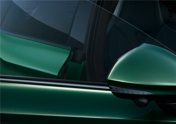 家族最帅轿跑！新一代MG 7官图：无框车窗、升降尾翼全都有