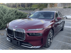 i7 xDrive60Lʵع 650