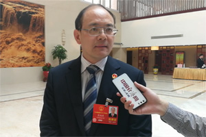 周福庚代表建议将“双积分政策”引入商用车领域