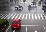 怎样才算闯红灯 再往回倒车扣分吗？