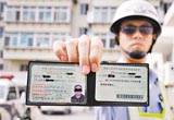 驾照过期没换证开车上路被抓怎么处罚