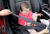 春节开车带孩子出门 千万别忘了安全座椅