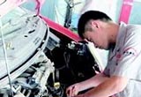 用鼻子修车 专家教你“望闻问切” 修爱车